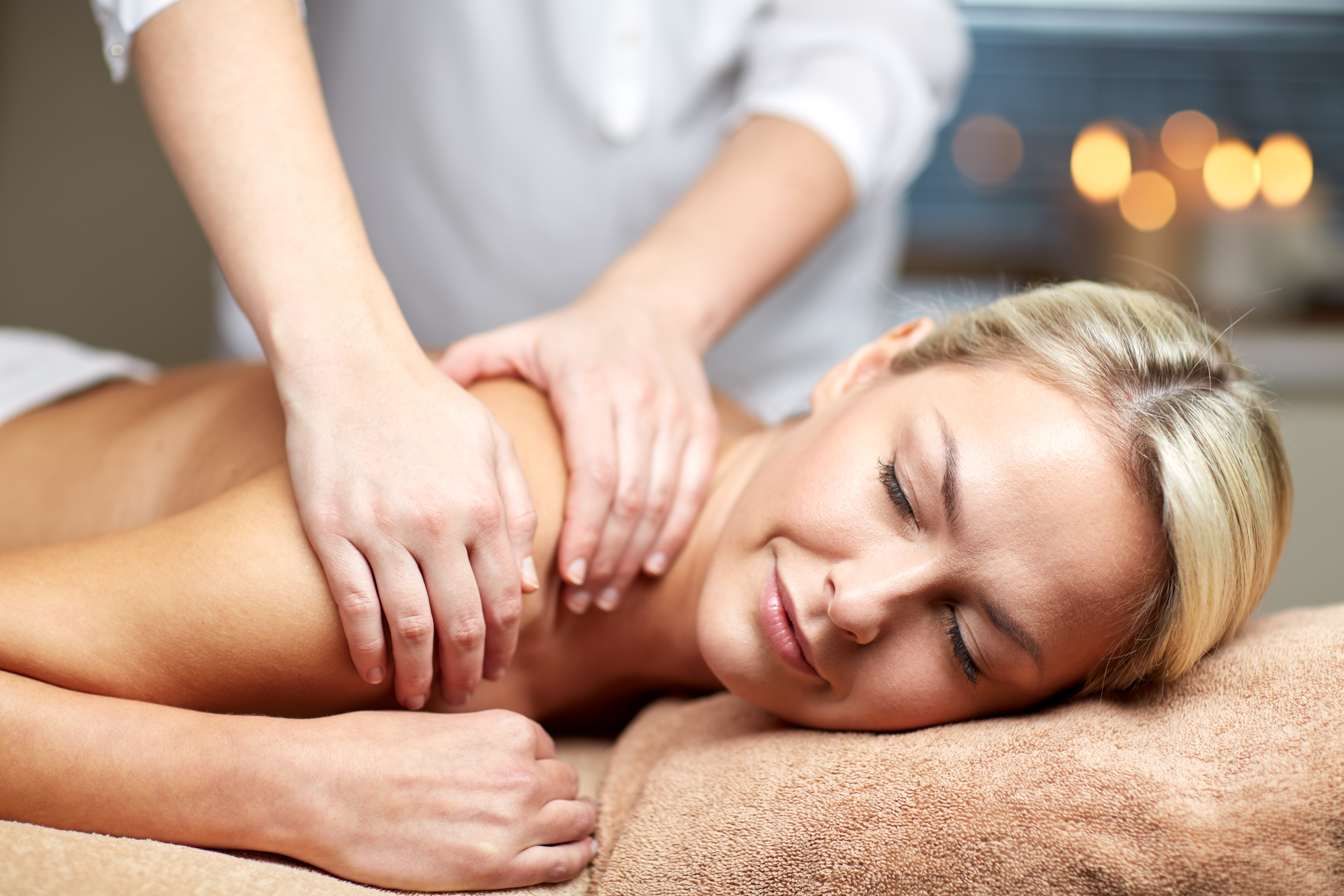 Kopf-Nacken-Schulter Massage